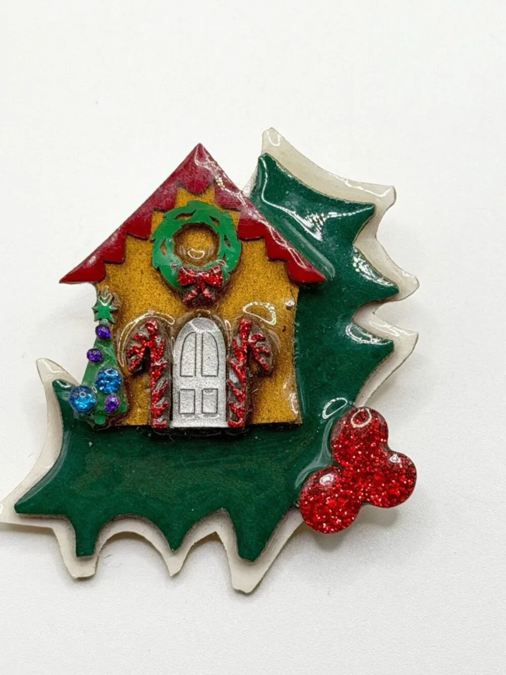 Lucinda Christmas Gingerbread House Holly Leaf Background‎ Brooch Pin Glitter